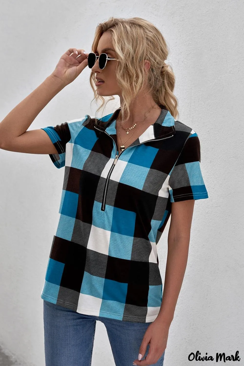 Deanwangkt - Blue Checked Zip V-Neck Short Sleeve Blouse