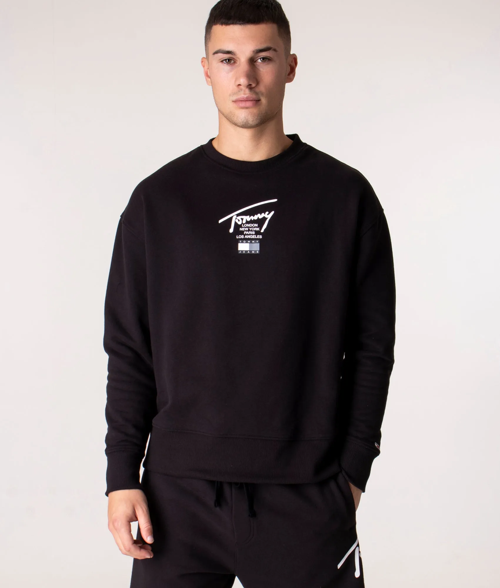 Relaxed Fit Signature Modern Essential Logo Sweatshirt